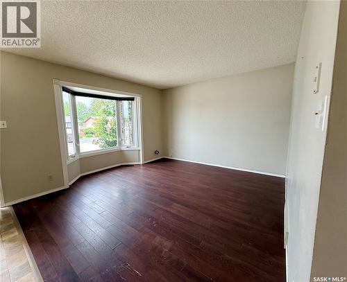 330 Aspen Drive, Swift Current, SK - Indoor Photo Showing Other Room