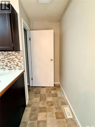 330 Aspen Drive, Swift Current, SK - Indoor Photo Showing Other Room