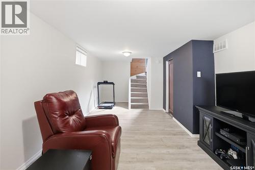 3625 Victoria Avenue, Regina, SK - Indoor