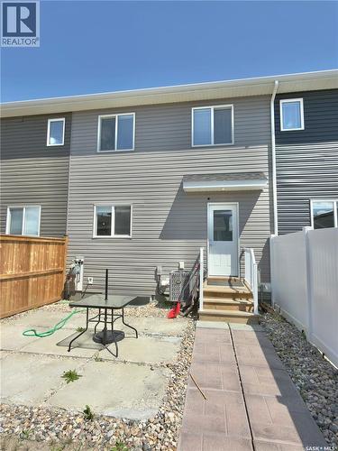 128 Westfield Road, Saskatoon, SK - Outdoor With Exterior