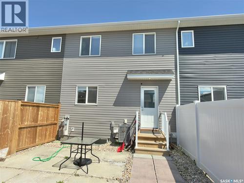 128 Westfield Road, Saskatoon, SK - Outdoor With Exterior