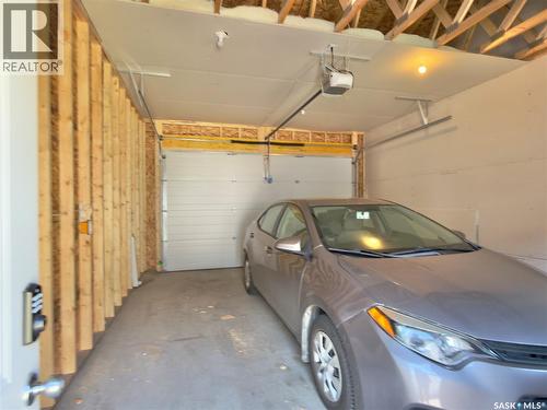 128 Westfield Road, Saskatoon, SK - Indoor Photo Showing Garage