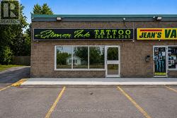 144 BURTON AVENUE  Barrie, ON L4N 2R5