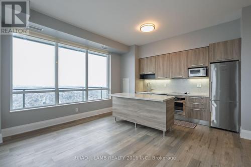#4303 - 36 Park Lawn Road, Toronto, ON - Indoor Photo Showing Kitchen