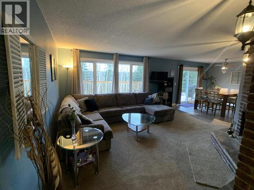 19 Raven Crescent, Fort Nelson, BC - Indoor Photo Showing Living Room