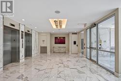 SoHo Parkway lobby - 