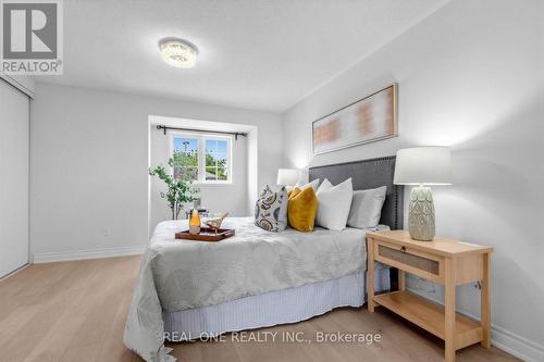 43 Bethune Way, Markham, ON - Indoor Photo Showing Bedroom