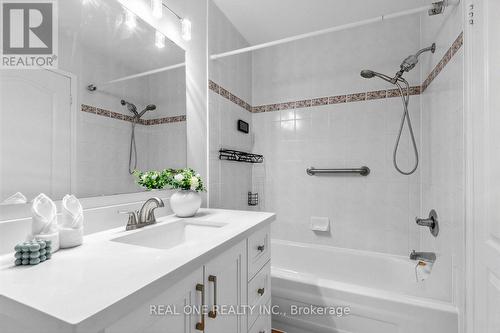 43 Bethune Way, Markham, ON - Indoor Photo Showing Bathroom