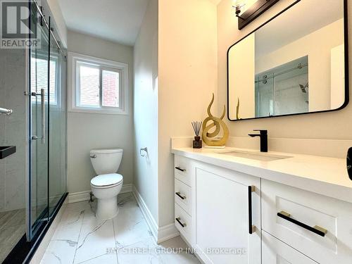 Shared Bathroom - 31 Cavalry Trail, Markham, ON - Indoor Photo Showing Bathroom