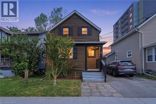 26 STATE Street  Welland, ON L3B 4K3