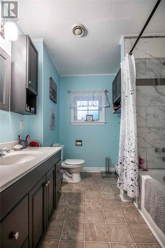 Main unit upstairs bathroom. - 23 Third Street, Mount Pearl, NL - Indoor Photo Showing Bathroom