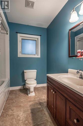 Second unit bathroom. - 23 Third Street, Mount Pearl, NL - Indoor Photo Showing Bathroom