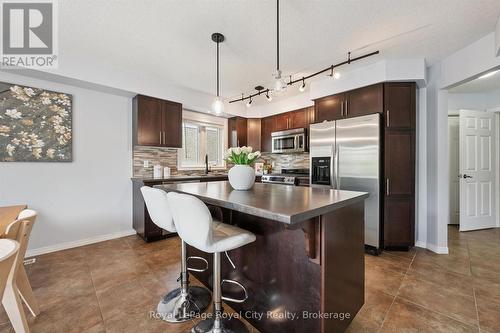 138 Flanders Road, Waterloo, ON - Indoor