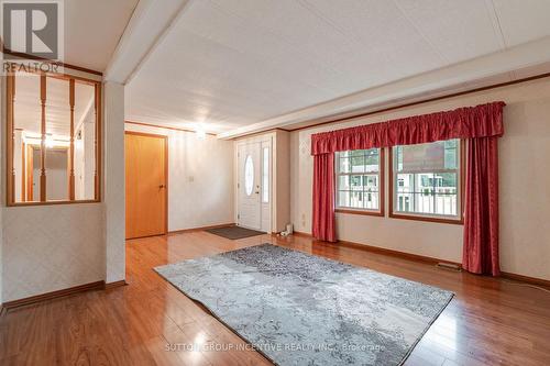 6 Willow Landing, Innisfil, ON - Indoor Photo Showing Other Room