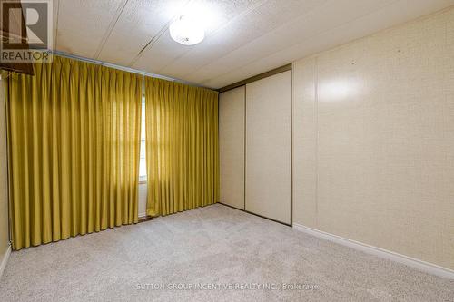6 Willow Landing, Innisfil, ON - Indoor Photo Showing Other Room