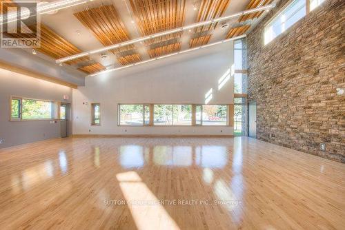 6 Willow Landing, Innisfil, ON - Indoor Photo Showing Other Room