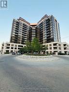 909 - 1060 SHEPPARD AVENUE W Toronto, ON M3J 0G7
