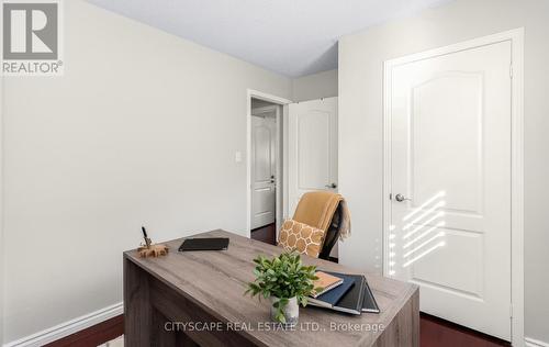 3324 Equestrian Crescent, Mississauga, ON - Indoor