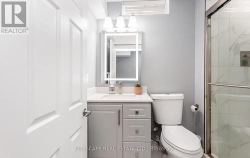 3324 Equestrian Crescent, Mississauga, ON - Indoor Photo Showing Bathroom