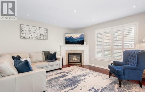 3324 Equestrian Crescent, Mississauga, ON - Indoor Photo Showing Living Room With Fireplace