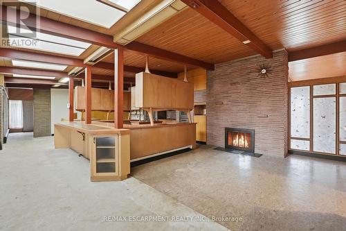 264 Mountain Brow Boulevard, Hamilton, ON - Indoor With Fireplace