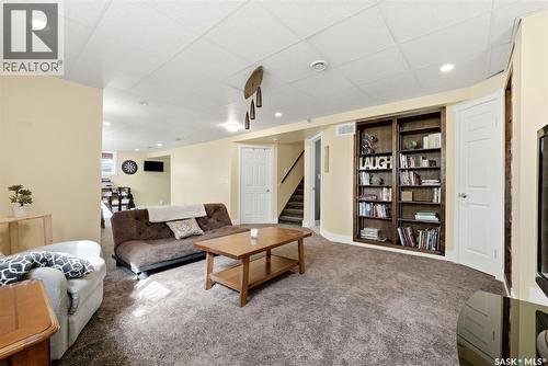 408 Mullin Avenue E, Regina, SK - Indoor