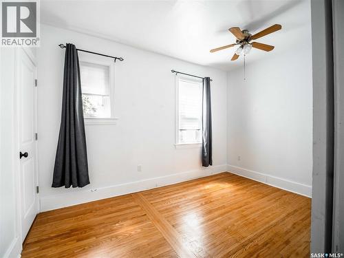 916 6Th Avenue N, Saskatoon, SK - Indoor Photo Showing Other Room