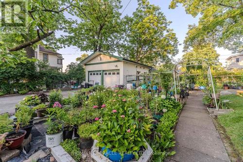 5214 Third Avenue, Niagara Falls, ON - Outdoor