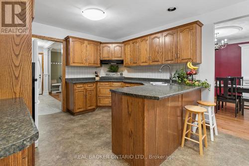 7323 Sideroad 15, Rr1 Road, Mapleton, ON - Indoor Photo Showing Kitchen