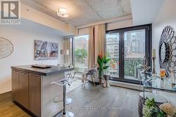 408 - 560 KING STREET W Toronto, ON M5V 2N2