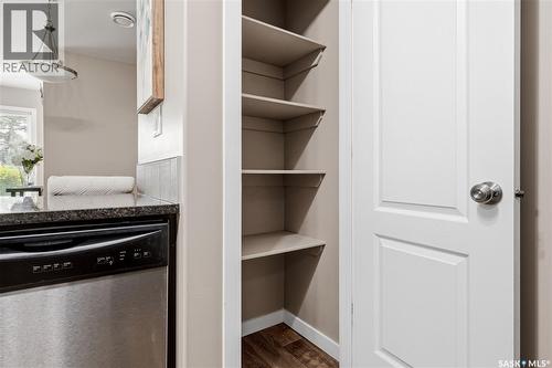 1237 Grey Street, Regina, SK - Indoor