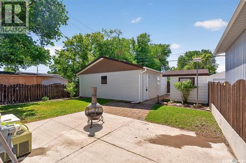 1027 Vaughan Street, Moose Jaw, SK - Outdoor With Exterior