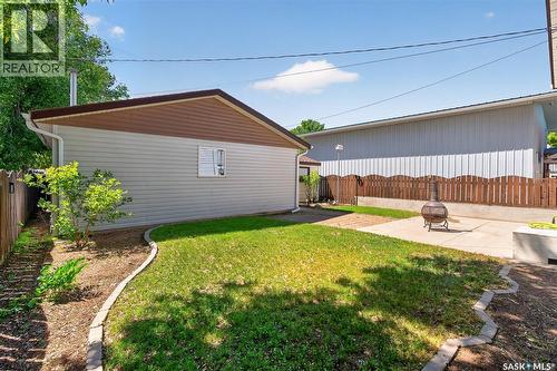 1027 Vaughan Street, Moose Jaw, SK - Outdoor