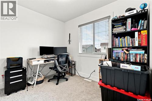 178 Rosewood Boulevard E, Saskatoon, SK - Indoor Photo Showing Office