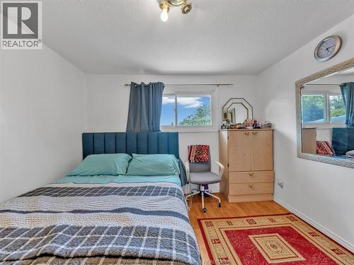 1615 Curry, Windsor, ON - Indoor Photo Showing Bedroom