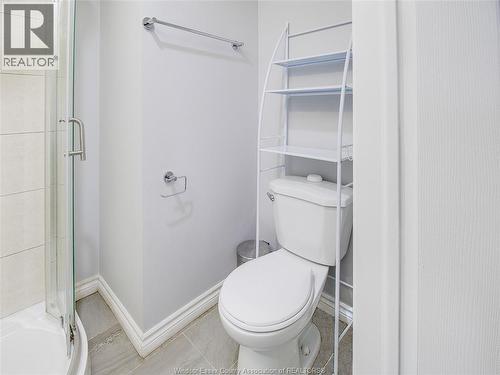 2759 Mckay Avenue, Windsor, ON - Indoor Photo Showing Bedroom