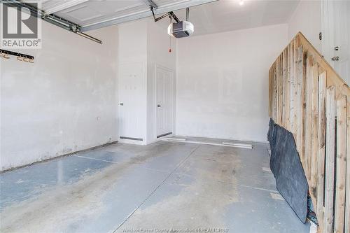 2759 Mckay Avenue, Windsor, ON - Indoor Photo Showing Other Room