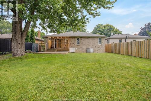 2759 Mckay Avenue, Windsor, ON - Outdoor