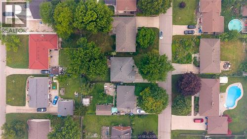 2759 Mckay Avenue, Windsor, ON - Outdoor
