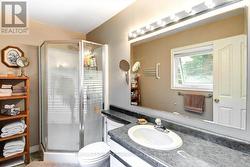 Primary 3-piece ensuite - 