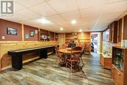 Recreation room with Shuffleboard - 