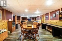 Recreation room with Shuffleboard - 