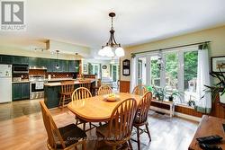 Open concept perfect for entertaining - 