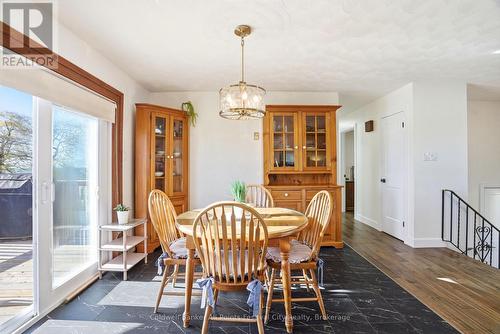 306 Lakeside Drive, Goderich (Goderich (Town)), ON - Indoor Photo Showing Dining Room
