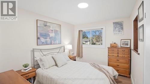 306 Lakeside Drive, Goderich (Goderich (Town)), ON - Indoor Photo Showing Bedroom