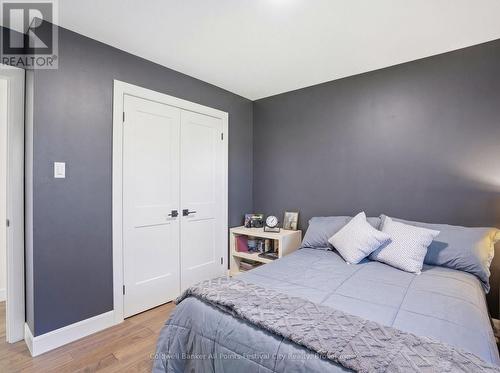 306 Lakeside Drive, Goderich (Goderich (Town)), ON - Indoor Photo Showing Bedroom