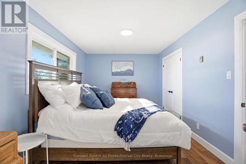 306 Lakeside Drive, Goderich (Goderich (Town)), ON - Indoor Photo Showing Bedroom