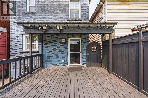 218 Grosvenor Avenue N, Hamilton, ON - Outdoor