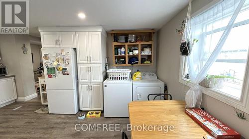 21 Monroe Avenue, Cornwall, ON - Indoor Photo Showing Laundry Room