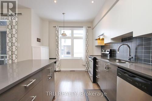 304 Malmo Private, Ottawa, ON - Indoor Photo Showing Kitchen With Double Sink